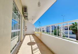 Annual Rental 2 Bedroom Apartment in Alto Pacheco in Portimão