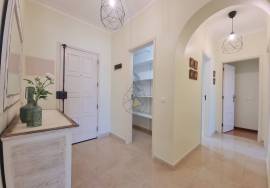 Annual Rental 2 Bedroom Apartment in Alto Pacheco in Portimão