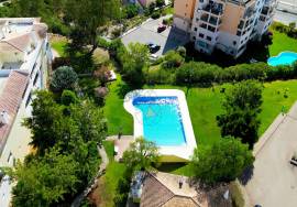 Annual Rental 2 Bedroom Apartment in Alto Pacheco in Portimão
