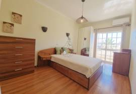 Annual Rental 2 Bedroom Apartment in Alto Pacheco in Portimão