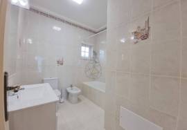 Annual Rental 2 Bedroom Apartment in Alto Pacheco in Portimão