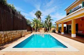 Detached house T4 (or T7) with AL in Montes de Alvor