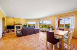Detached house T4 (or T7) with AL in Montes de Alvor