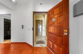 2 Bedroom Apartment with Privileged Location Next to the Riverside Area in Portimão