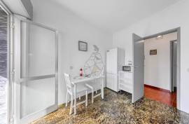 2 Bedroom Apartment with Privileged Location Next to the Riverside Area in Portimão