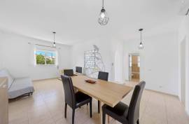 2 Bedroom Apartment in Condominium with Pool and Tennis Court - Portimão