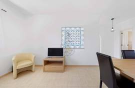 2 Bedroom Apartment in Condominium with Pool and Tennis Court - Portimão