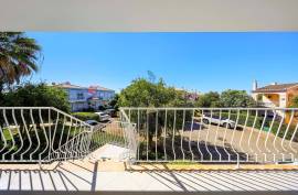 2 Bedroom Apartment in Condominium with Pool and Tennis Court - Portimão