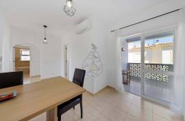 2 Bedroom Apartment in Condominium with Pool and Tennis Court - Portimão