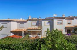 2 Bedroom Apartment in Condominium with Pool and Tennis Court - Portimão