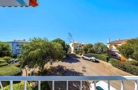 2 Bedroom Apartment in Condominium with Pool and Tennis Court - Portimão