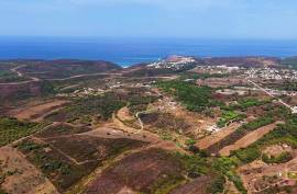 Rustic land with 48000 m2 at 3 km Arrifana beach - Aljezur