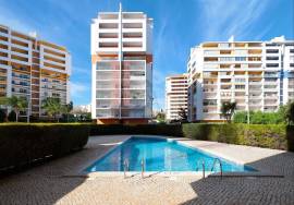 Annual Rental apartment with 1 Bedroom and Pool Alto do Quintão - Portimão