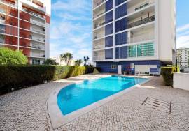 Annual Rental apartment with 1 Bedroom and Pool Alto do Quintão - Portimão