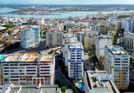 Annual Rental apartment with 1 Bedroom and Pool Alto do Quintão - Portimão