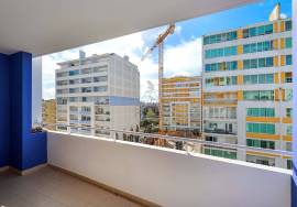 Annual Rental apartment with 1 Bedroom and Pool Alto do Quintão - Portimão