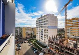 Annual Rental apartment with 1 Bedroom and Pool Alto do Quintão - Portimão