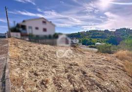 Plot with potential for a 367,50-meter house near Chaves