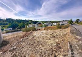 Plot with potential for a 367,50-meter house near Chaves