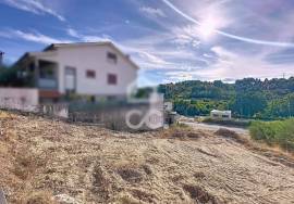 Plot with potential for a 367,50-meter house near Chaves