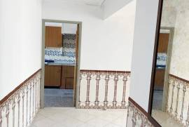 Apartamento T3 em Monte Abraão com Arrecadação