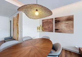 3 bedroom apartment for rent in the city center