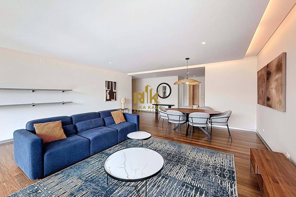 3 bedroom apartment for rent in the city center