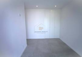 3+1 bedroom villa with garage and swimming pool