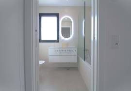 3+1 bedroom villa with garage and swimming pool