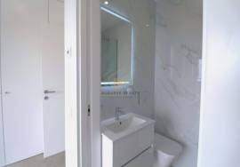 3+1 bedroom villa with garage and swimming pool