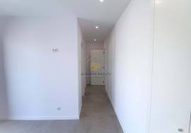 3+1 bedroom villa with garage and swimming pool