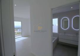 3+1 bedroom villa with garage