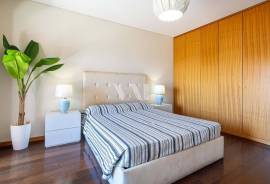 2 bedroom flat for sale in Vilamoura, walking distance to golf courses