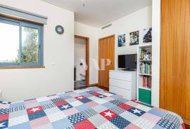2 bedroom flat for sale in Vilamoura, walking distance to golf courses