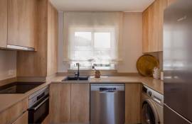 2 bedroom apartment in a tourist resort in front of the sea, Olhos de Água, Albufeira