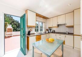 Semi-detached 4+1 bedroom villa in Quinta da Beloura — Luminosity, Comfort and Privacy in a Privileged Location
