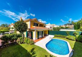 Semi-detached 4+1 bedroom villa in Quinta da Beloura — Luminosity, Comfort and Privacy in a Privileged Location