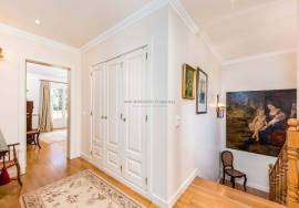 Semi-detached 4+1 bedroom villa in Quinta da Beloura — Luminosity, Comfort and Privacy in a Privileged Location