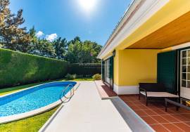 Semi-detached 4+1 bedroom villa in Quinta da Beloura — Luminosity, Comfort and Privacy in a Privileged Location