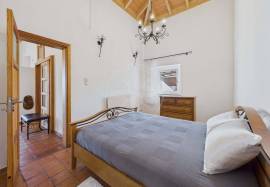 Beautifully appointed, high quality 2 bedroom villa in Tavira countryside