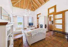 Beautifully appointed, high quality 2 bedroom villa in Tavira countryside