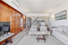 Quarteira - 2 bedroom apartment facing sea