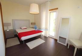 2+1 bedroom semi-detached house with pool and garage - Patroves- Albufeira