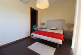 2+1 bedroom semi-detached house with pool and garage - Patroves- Albufeira