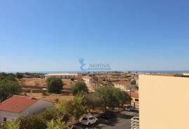 2+1 bedroom semi-detached house with pool and garage - Patroves- Albufeira