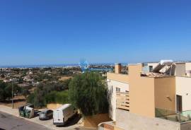 Renovated 2 bedroom semi-detached villa with pool and garage - Patroves-Albufeira