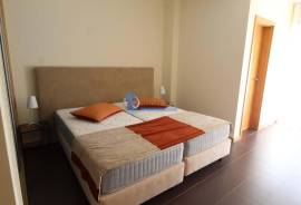 Renovated 2 bedroom semi-detached villa with pool and garage - Patroves-Albufeira