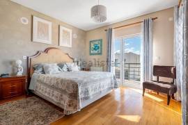 Luxury 3 Bed Villa For Sale In Santa Cruz