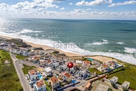 Luxury 3 Bed Villa For Sale In Santa Cruz