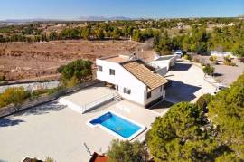 Luxury 5 Bed Villa For Sale in Aledo Murcia